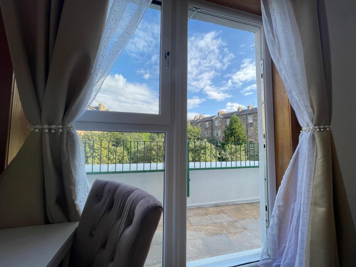 Central Comfy 2 Familyroom Apart Эдинбург Экстерьер фото